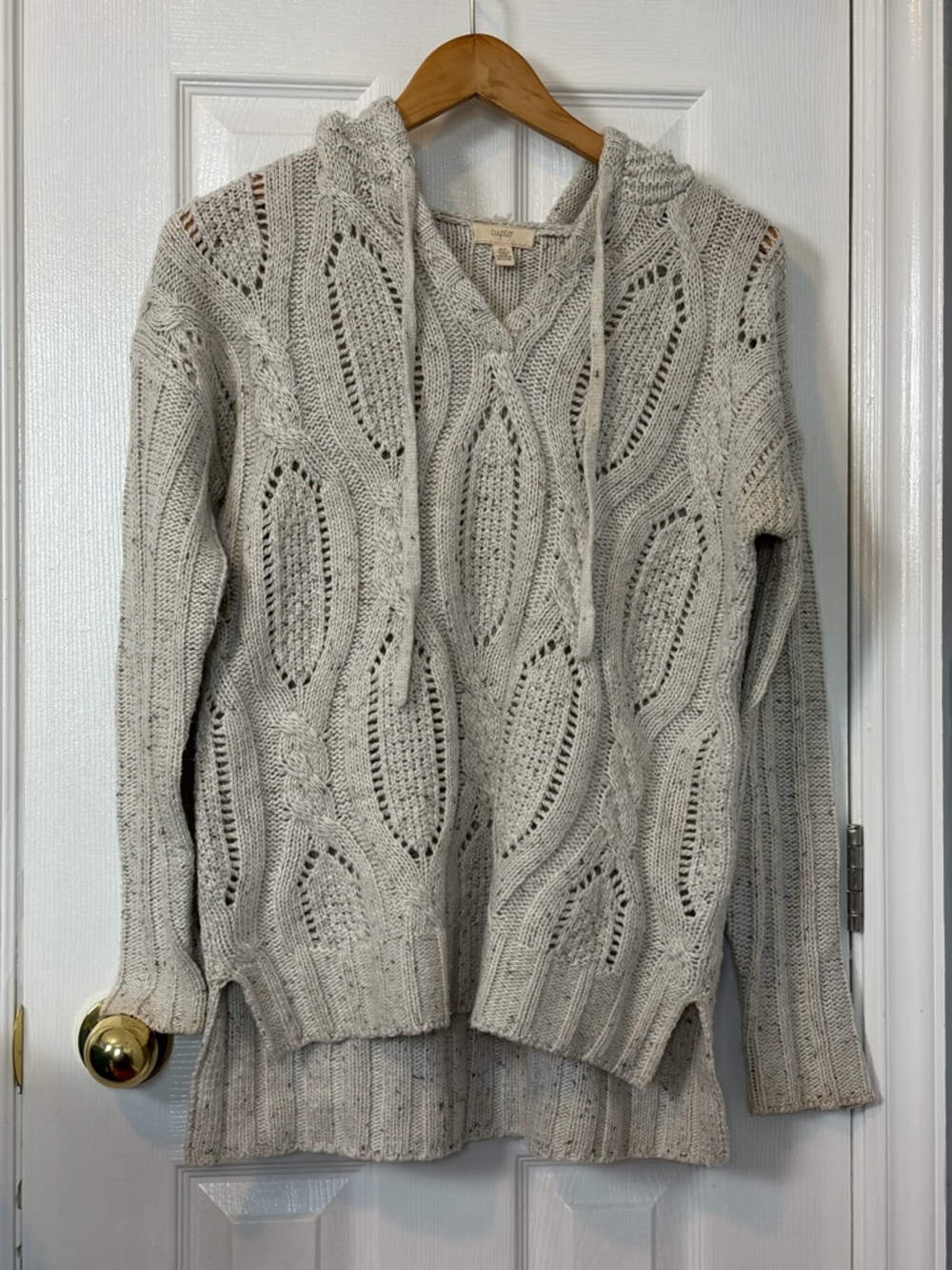 Cupio Light Gray Open-Weave V-Neck Hoodie Sweater